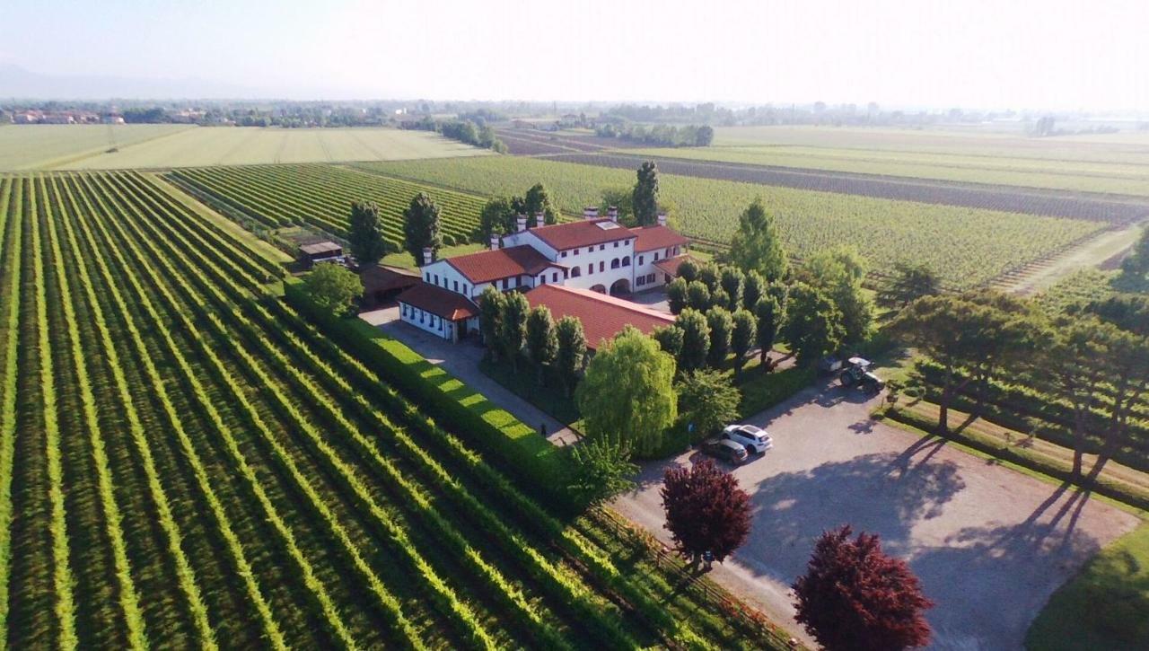 Agriturismo Le Cipressine เมลโล ภายนอก รูปภาพ